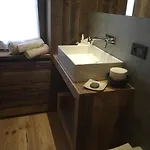 罗索迪塞拉住宿加早餐旅馆 3* 多米格迪卡多雷
