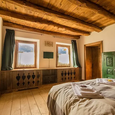 Rossodisera Pensión Domegge di Cadore