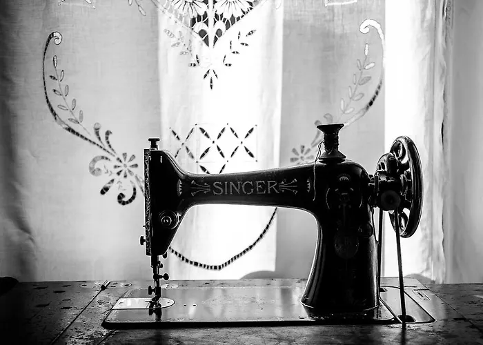 Casa Rossodisera 게스트하우스 4*